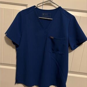 FIGS winning blue Catarina top